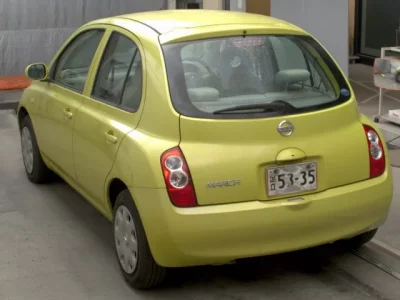 Nissan MARCH