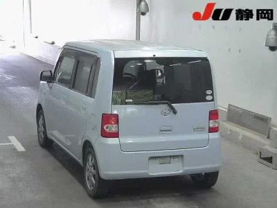 Daihatsu MOVE CONTE
