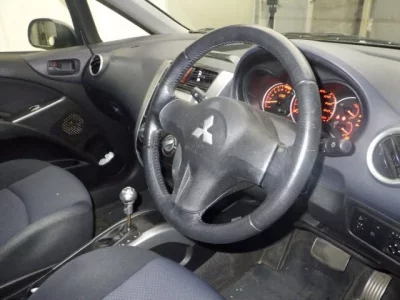 Mitsubishi COLT PLUS