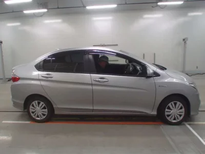 Honda GRACE