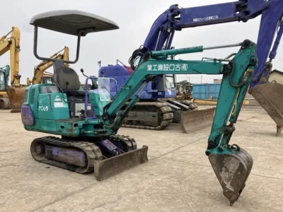 KOMATSU PC05-7E