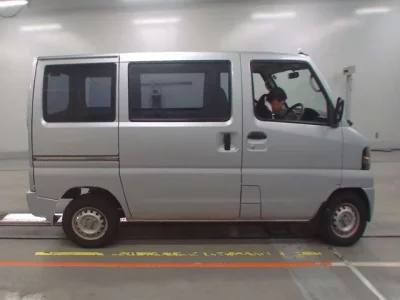 Nissan CLIPPER VAN