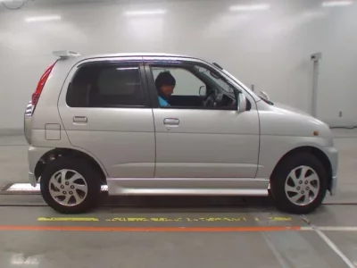 Daihatsu TERIOS KID