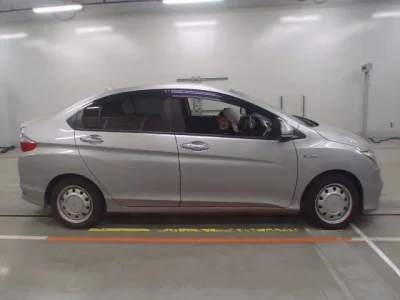 Honda GRACE