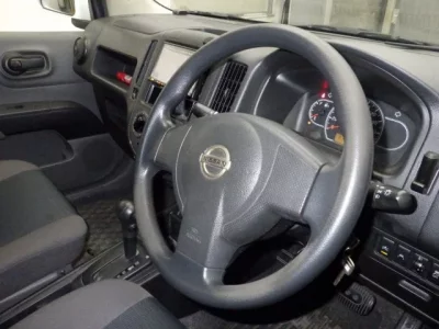 Nissan AD