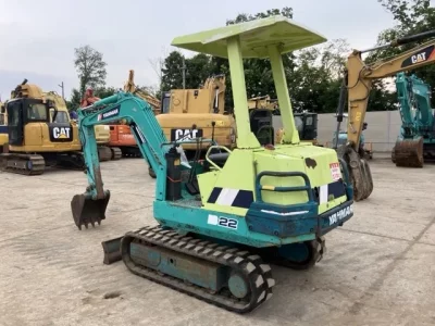 YANMAR B22
