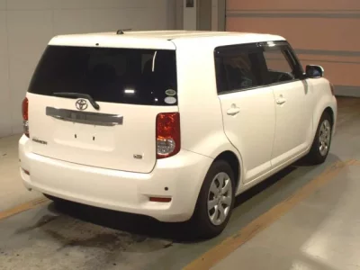 Toyota COROLLA RUMION