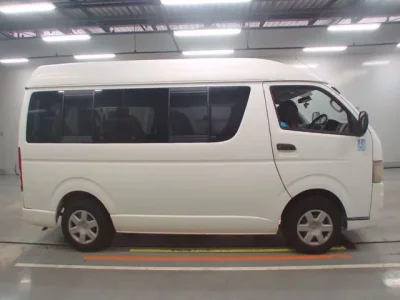 Toyota REGIUS ACE VAN