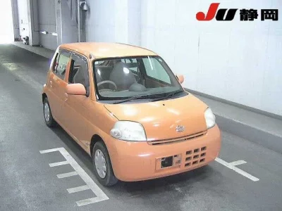 Daihatsu Esse
