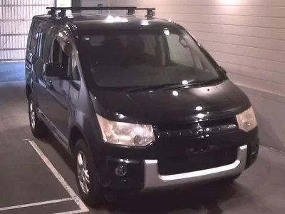 Mitsubishi DELICA D5