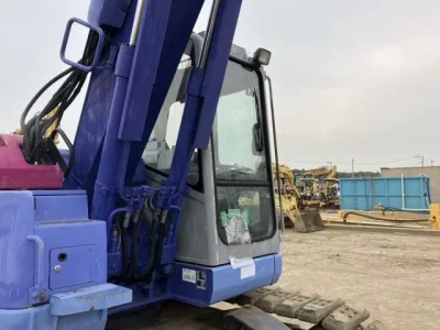 KOMATSU PC128UU-2