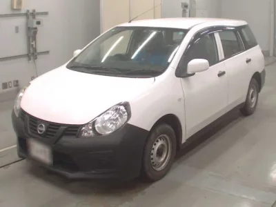 Nissan AD