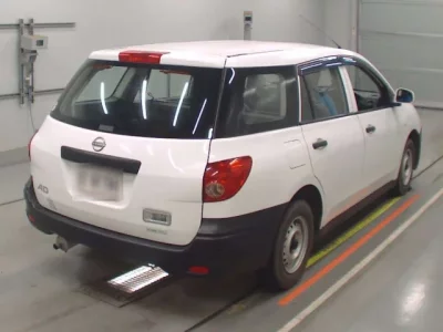 Nissan AD
