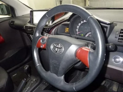 Toyota IQ