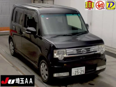 Toyota PIXIS SPACE