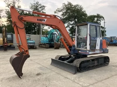 KUBOTA KH-055