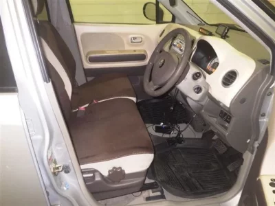 Suzuki MRWAGON