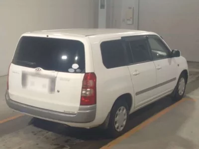 Toyota SUCCEED