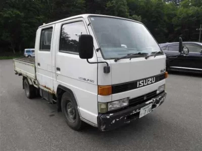Isuzu ELF TRUCK
