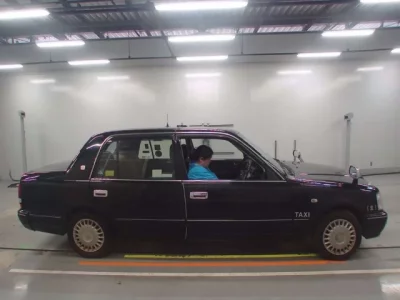 Toyota CROWN COMFORT