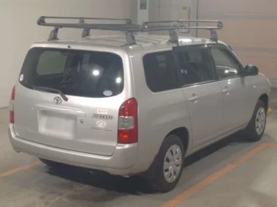 Toyota SUCCEED
