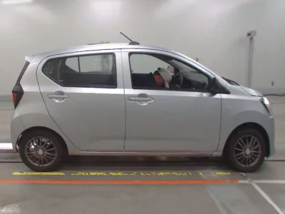 Daihatsu MIRA E S