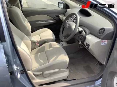 Toyota BELTA