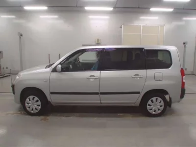 Toyota SUCCEED