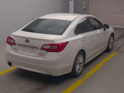 Subaru LEGACY B4
