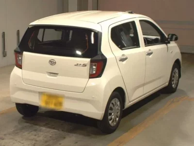 Daihatsu MIRA E S