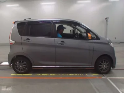 Mitsubishi EK CUSTOM