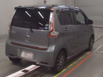 Mitsubishi EK CUSTOM