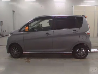 Mitsubishi EK CUSTOM