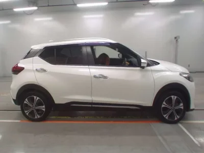 Nissan KIX