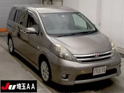 Toyota ISIS