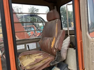 HITACHI UH025-7