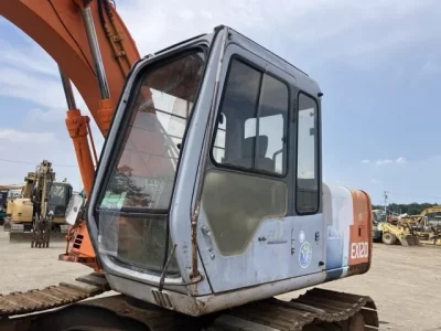 HITACHI EX120