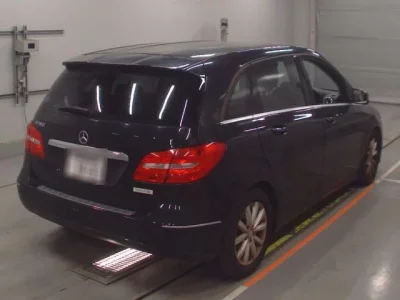 Mercedes-Benz B CLASS