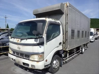 Hino DUTRO