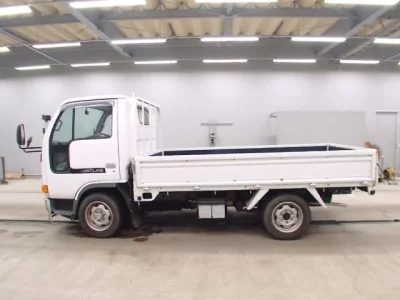 Nissan ATLAS