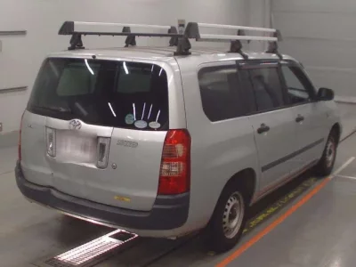 Toyota SUCCEED