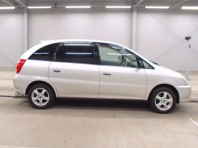Toyota NADIA