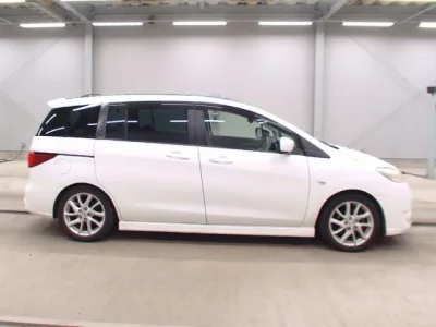 Nissan LAFESTA