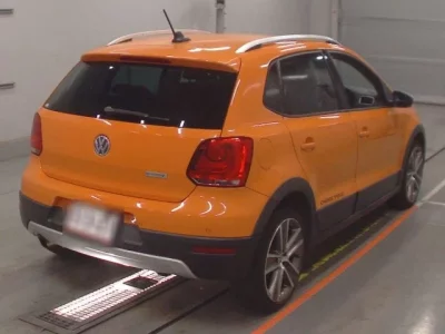 Volkswagen CROSS POLO