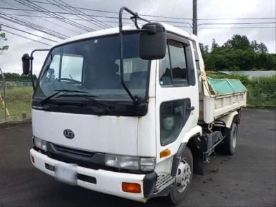 Nissan CONDOR
