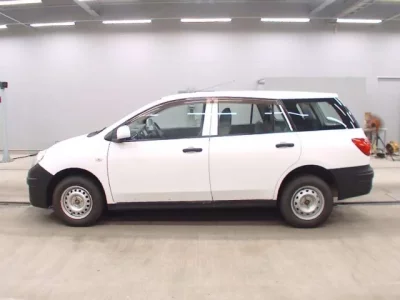 Nissan AD