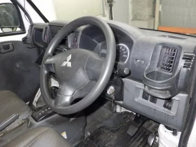 Mitsubishi MINICAB TRUCK