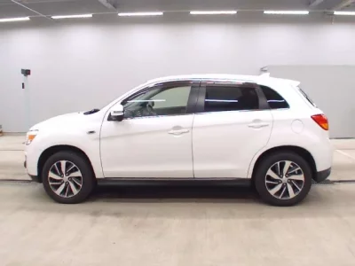 Mitsubishi RVR