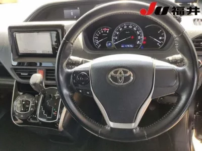 Toyota ESQUIRE