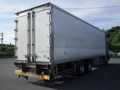 Nissan QUON